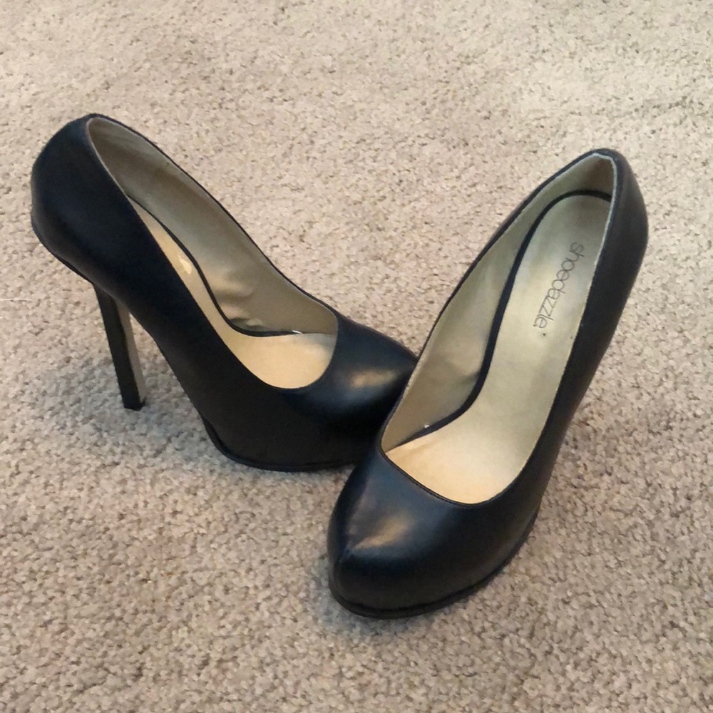Shoe Dazzle “Beatriz” black high heels